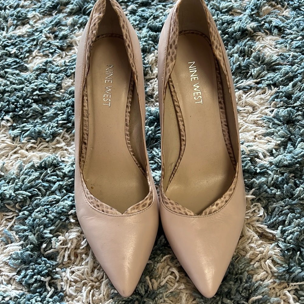 Nine west heels with snake skin pattern